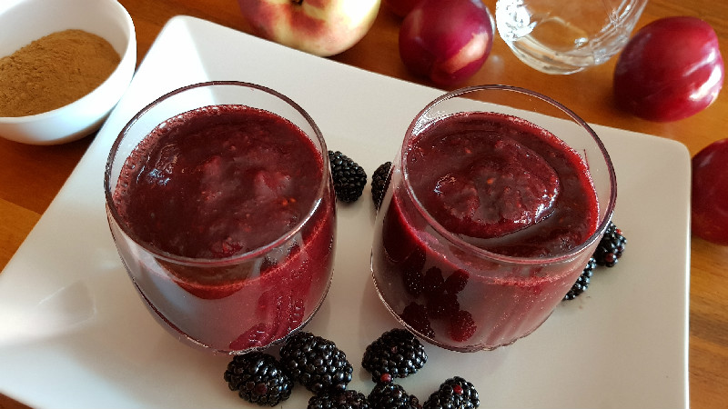 Frullato long life con camu camu e amarene essiccate